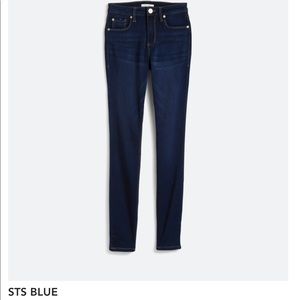 STS BLUE
Ellie High Rise Skinny Jean